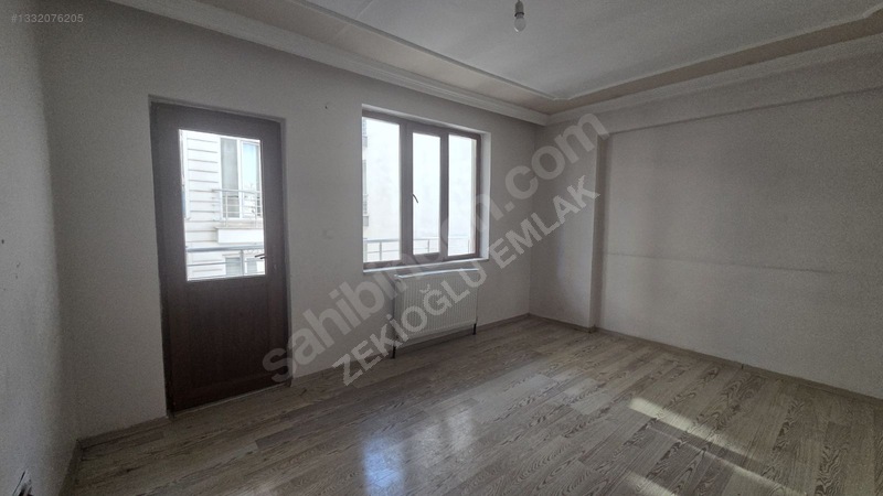 Zekioğlu Emlaktan Maraş Caddesinde Kiralık 2+1 Daire — fotoğraf 8
