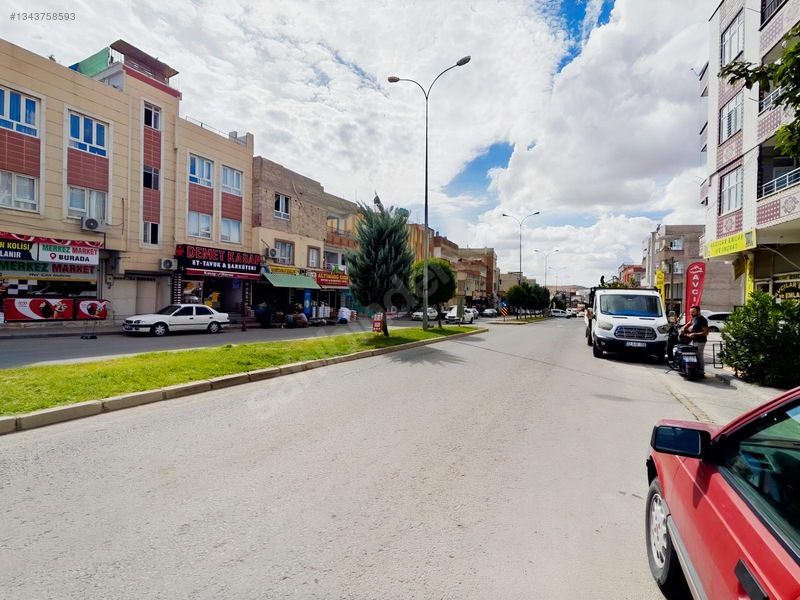 İşlek Cadde Üzerinde Yatırımlık Dükkan — fotoğraf 3