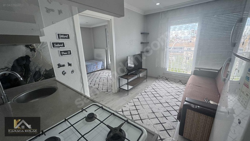 Ahatlı'da 1 + 1 Full Eşyalı Full Yapılı Kıralık Daıre — fotoğraf 2