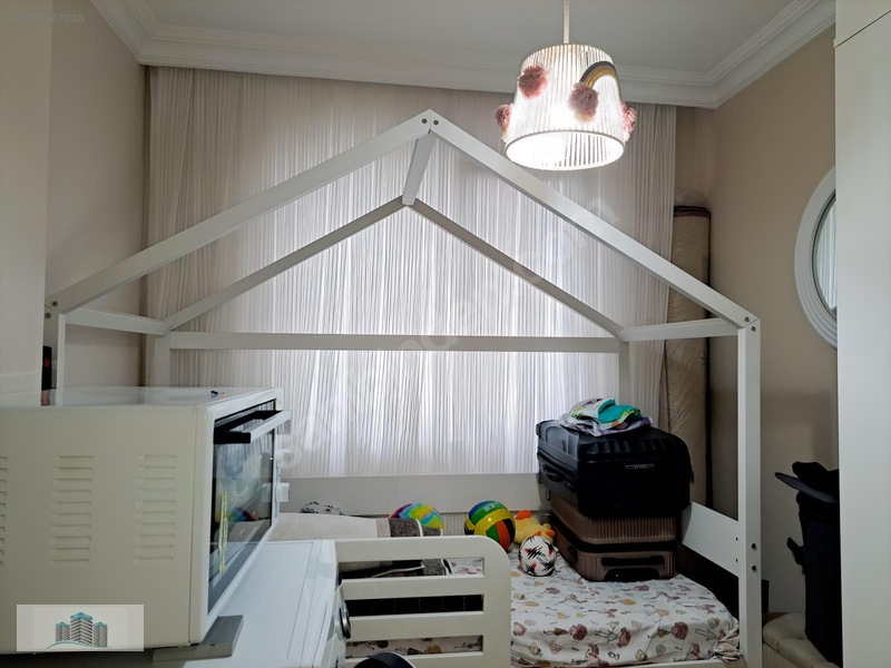 Tüfekçioğlu' Ndan...kayışdağı Mh..iyi Konumda..metroya Yakın 2+1 — fotoğraf 9