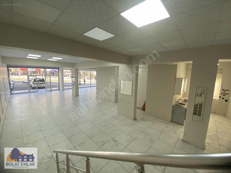 Yukarı Akdo Ana Cadde Üzeri 16m Cepheli, 3 Katlı, 585m² Dükkan — fotoğraf 9