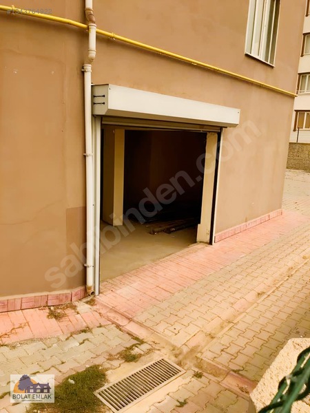 Yukarı Akdo Ana Cadde Üzeri 16m Cepheli, 3 Katlı, 585m² Dükkan — fotoğraf 27
