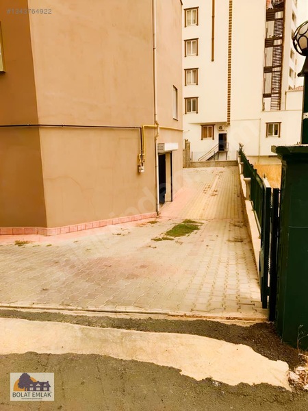 Yukarı Akdo Ana Cadde Üzeri 16m Cepheli, 3 Katlı, 585m² Dükkan — fotoğraf 28