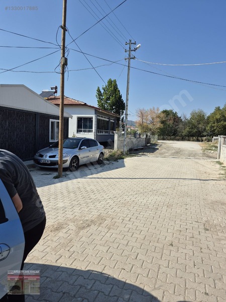 Asarkaya Emlak'tan Varvara Mah.satılık 3+1 Müstakil Ev — fotoğraf 3