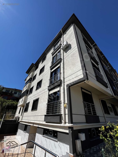 Ünlü Emlak'tan Kiralık 2+1 Daire — fotoğraf 2