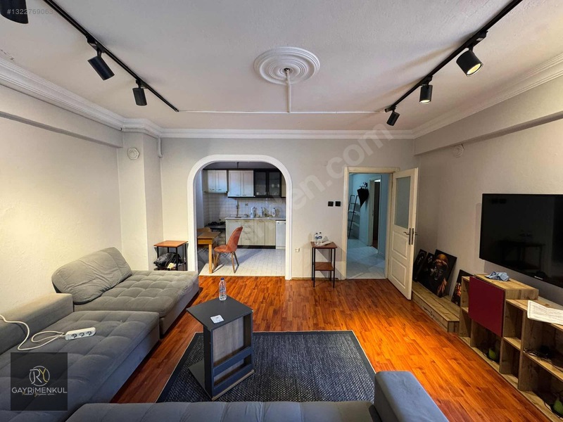 Ragıp Yılmaz Gayrimenkul Gazi Cad. 2+1 Eşyalı Kiralık Daire — fotoğraf 8