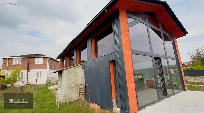 İstanbul Şile'de 4+1 95 M2 Arsa Payı 445 M2 Satılık Villa