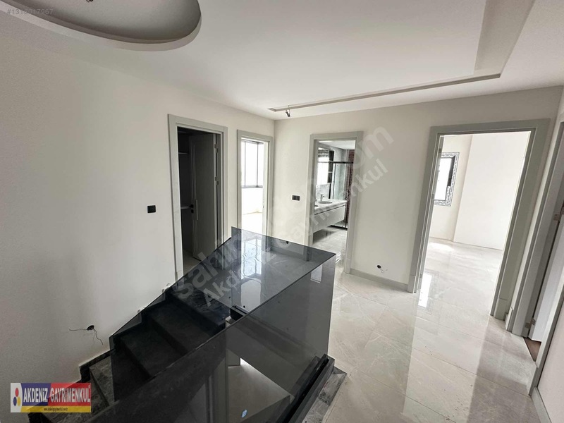 Bulvar'a Yakın Site İçi Yerden Isıtmalı Sıfır Lüks Villa — fotoğraf 12