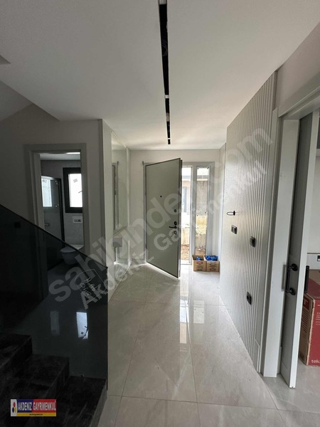 Bulvar'a Yakın Site İçi Yerden Isıtmalı Sıfır Lüks Villa — fotoğraf 23
