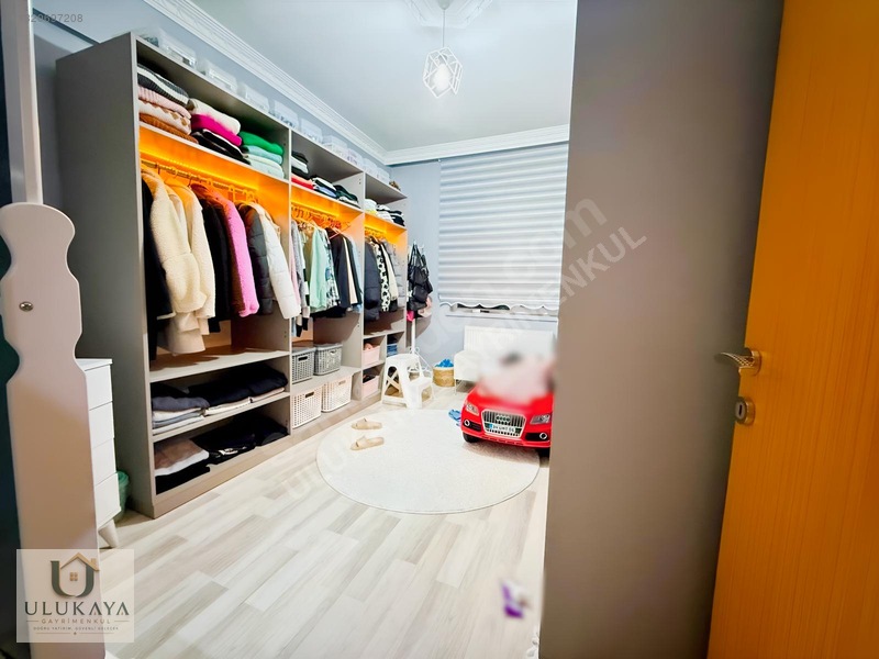 Şehitler Caddesinde Full Yapılı Kat Konumunda 3+1 Site Dairesi! — fotoğraf 30