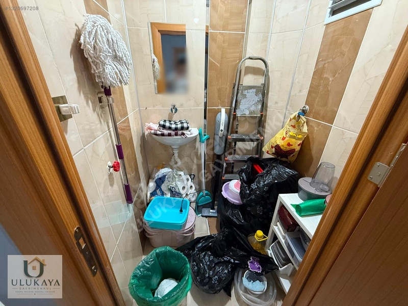 Şehitler Caddesinde Full Yapılı Kat Konumunda 3+1 Site Dairesi! — fotoğraf 32