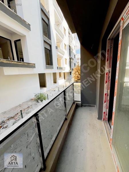 Seyrek Merkezde 1+1 Satılık Fırsat Daire — fotoğraf 9