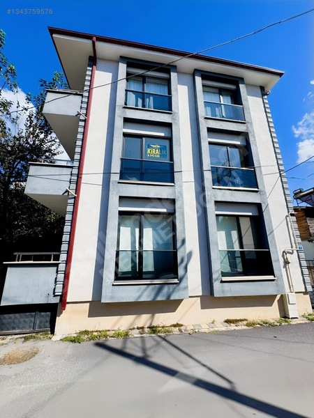 Uçan Gruptan Özel Adatıp'a Yürüme Mesafesinde Kiralık 2+1 Daire
