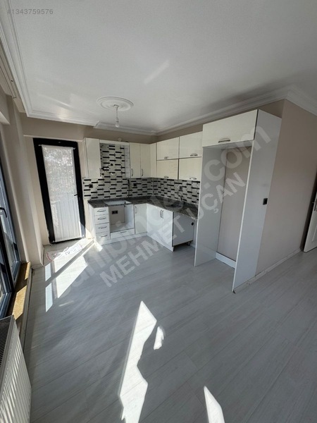 Uçan Gruptan Özel Adatıp'a Yürüme Mesafesinde Kiralık 2+1 Daire — fotoğraf 14
