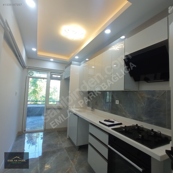 Topçu Mh'nde Full + Full Geniş ,katta 3 +1 Daire.. — fotoğraf 2