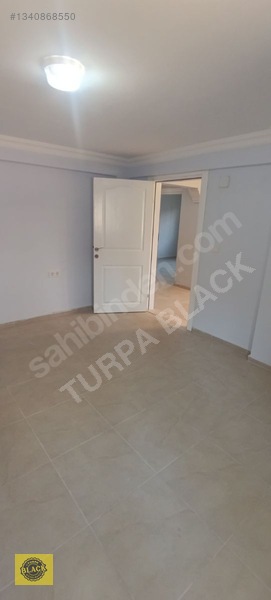 Turpablack Ten Güzelbahçe Sitelerde Kiralık Daire — fotoğraf 10
