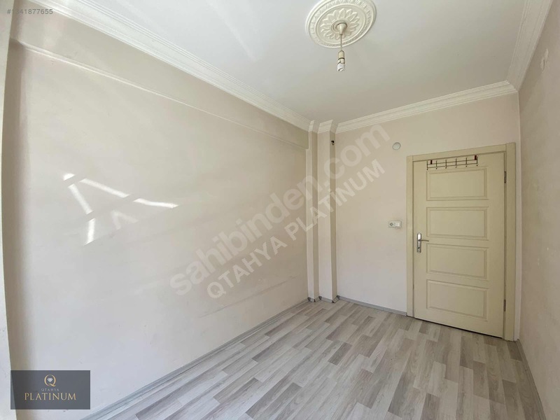Qtahya Platinum- Cuma Pazarı Arkası 1+1 Eşyasız Daire — fotoğraf 4