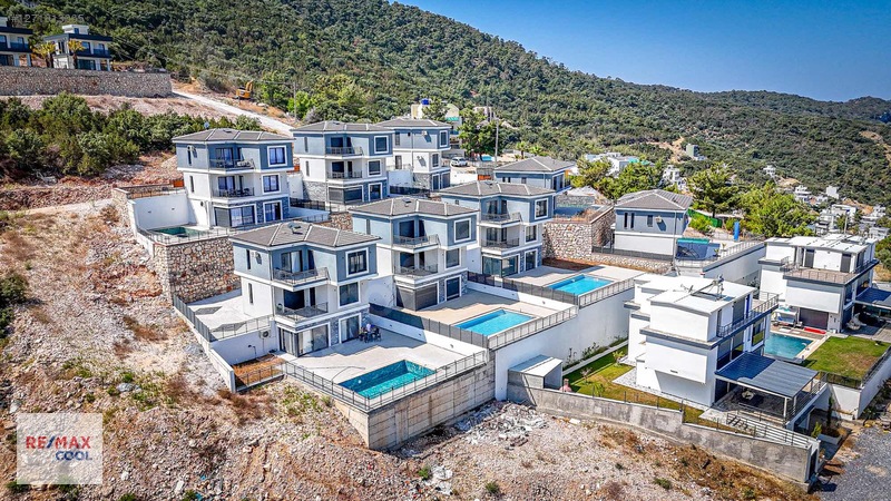 Akbük'te Full Deniz Manzaralı Satılık Villa !! — fotoğraf 4