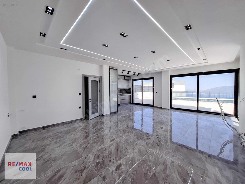 Akbük'te Full Deniz Manzaralı Satılık Villa !! — fotoğraf 11