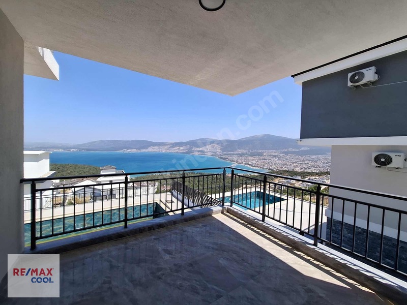 Akbük'te Full Deniz Manzaralı Satılık Villa !! — fotoğraf 19