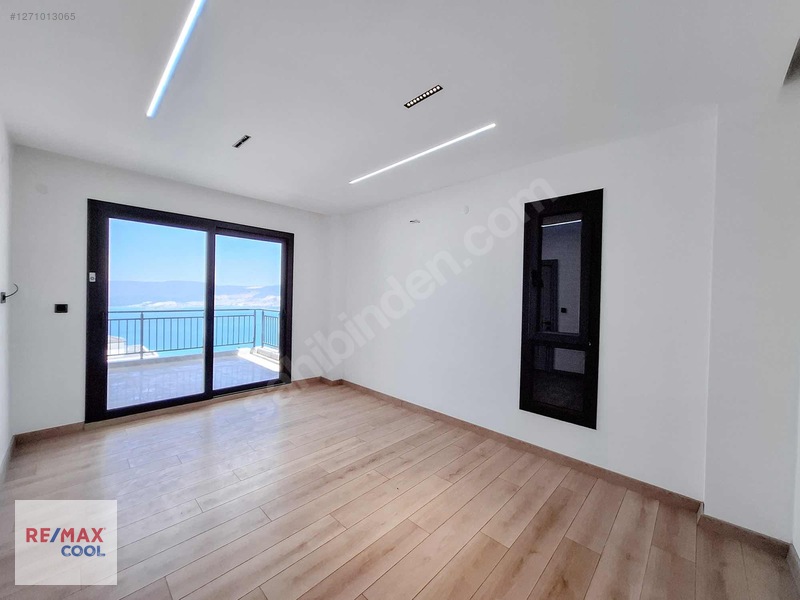 Akbük'te Full Deniz Manzaralı Satılık Villa !! — fotoğraf 23