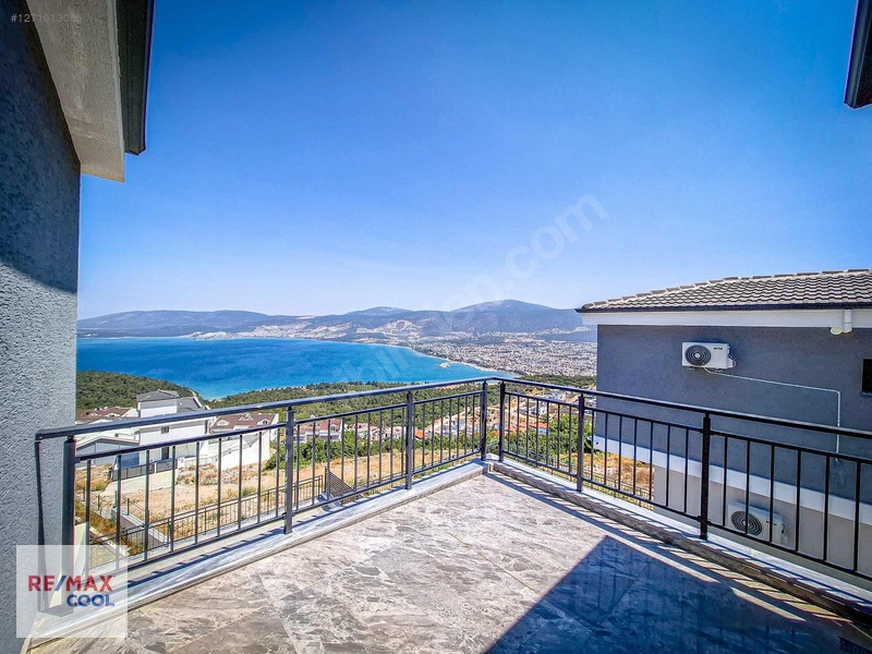 Akbük'te Full Deniz Manzaralı Satılık Villa !! — fotoğraf 33