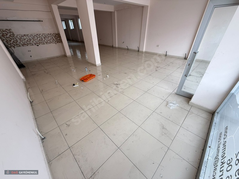 Dağ Gayrimenkul'dan Karakeçili Cadde Paraleli Masrafsız Dükkan — fotoğraf 8