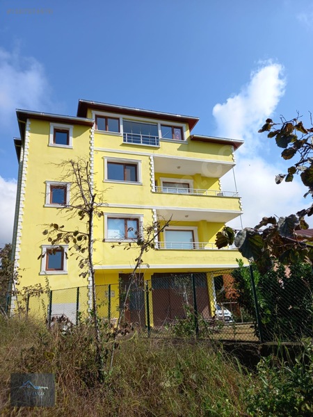 Fibi'den Tirebolu'da Deniz Ve Doğa Manzaralı 4 Katlı Bina + Arsa