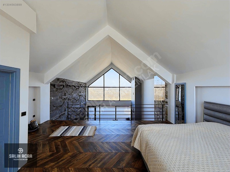 Salih Acar'dan Çamlıca'da Doğa İçinde Loft Mimari Özel Villa!! — fotoğraf 31