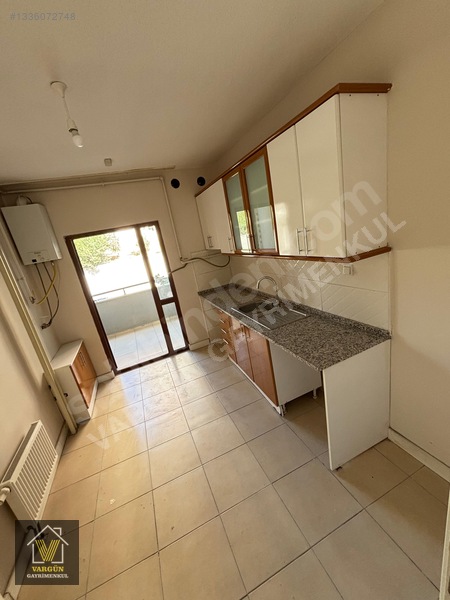 Vargün'den Cbü Kampüs Tokide Kiralık 3+1 Ara Kat Daire — fotoğraf 3