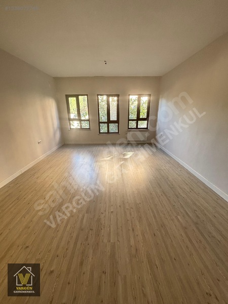 Vargün'den Cbü Kampüs Tokide Kiralık 3+1 Ara Kat Daire — fotoğraf 6