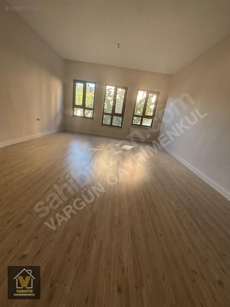 Vargün'den Cbü Kampüs Tokide Kiralık 3+1 Ara Kat Daire — fotoğraf 9