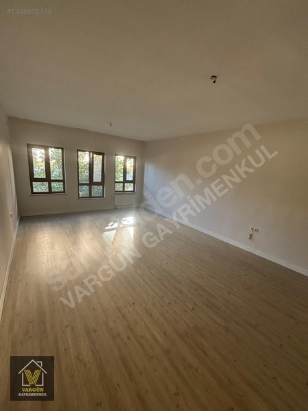 Vargün'den Cbü Kampüs Tokide Kiralık 3+1 Ara Kat Daire — fotoğraf 12