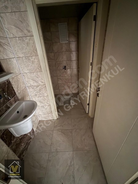 Vargün'den Cbü Kampüs Tokide Kiralık 3+1 Ara Kat Daire — fotoğraf 23