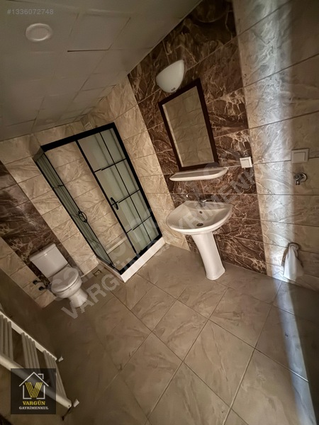 Vargün'den Cbü Kampüs Tokide Kiralık 3+1 Ara Kat Daire — fotoğraf 24