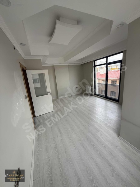 Nas Emlak'tan Kiralık 2+1 Van Barosu Yanı
