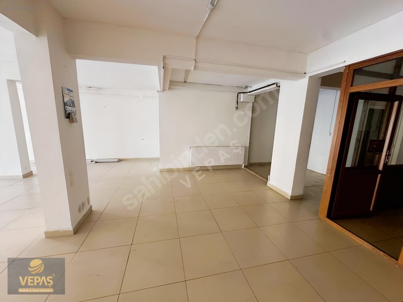 Vepaş'tan Cumhuriyet Mahallesi Kiralık Dükkân 115 M² — fotoğraf 11