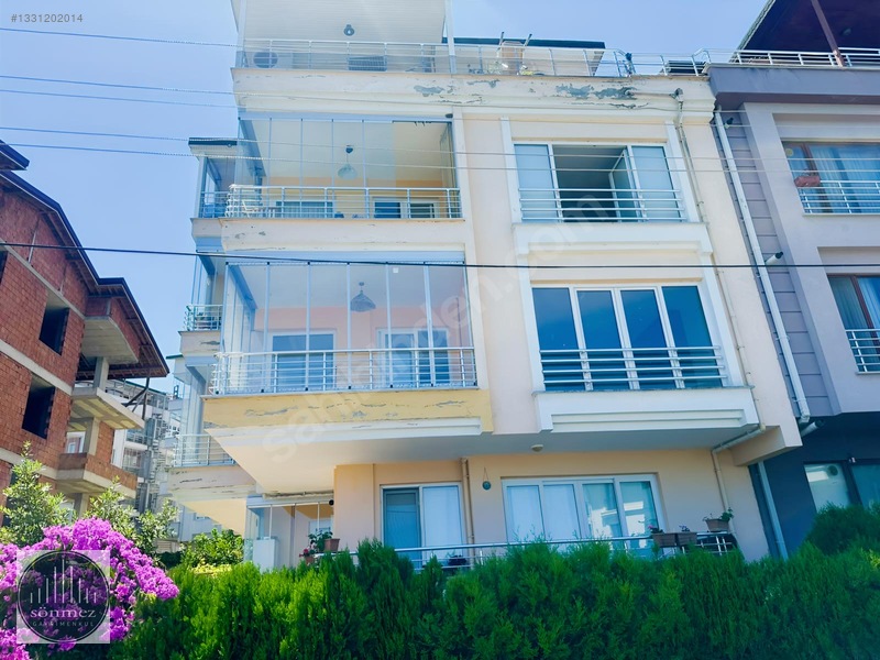 Sönmez'Den Güzelyalı Da Denize Yürüme Mesafesinde 4+1 Satılık