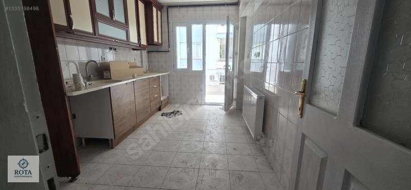 Buca Göksu'da Kiralık Geniş Daire