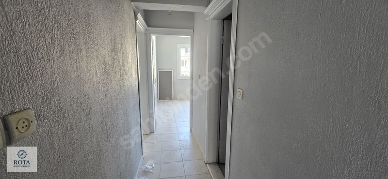 Buca Göksu'da Kiralık Geniş Daire — fotoğraf 2