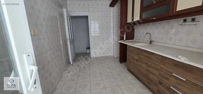 Buca Göksu'da Kiralık Geniş Daire — fotoğraf 7
