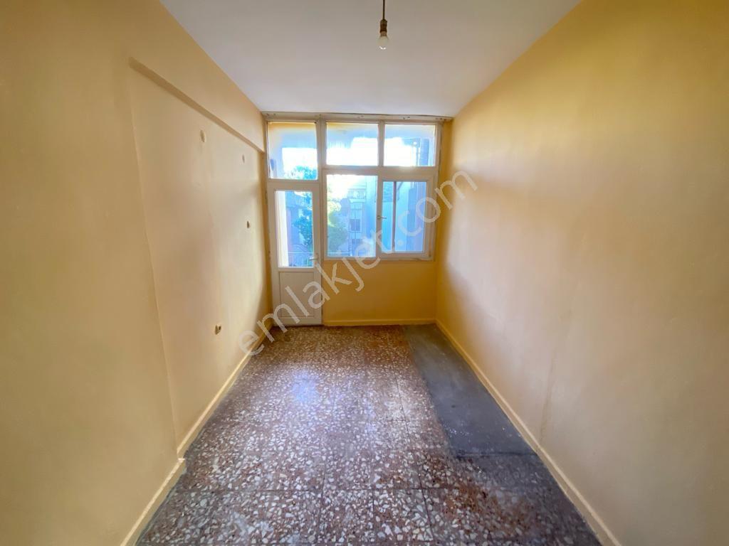 Prestij'den Mesudiye'de Metropol Civarı Ayrı Mutfak 2+1 Daire — fotoğraf 3