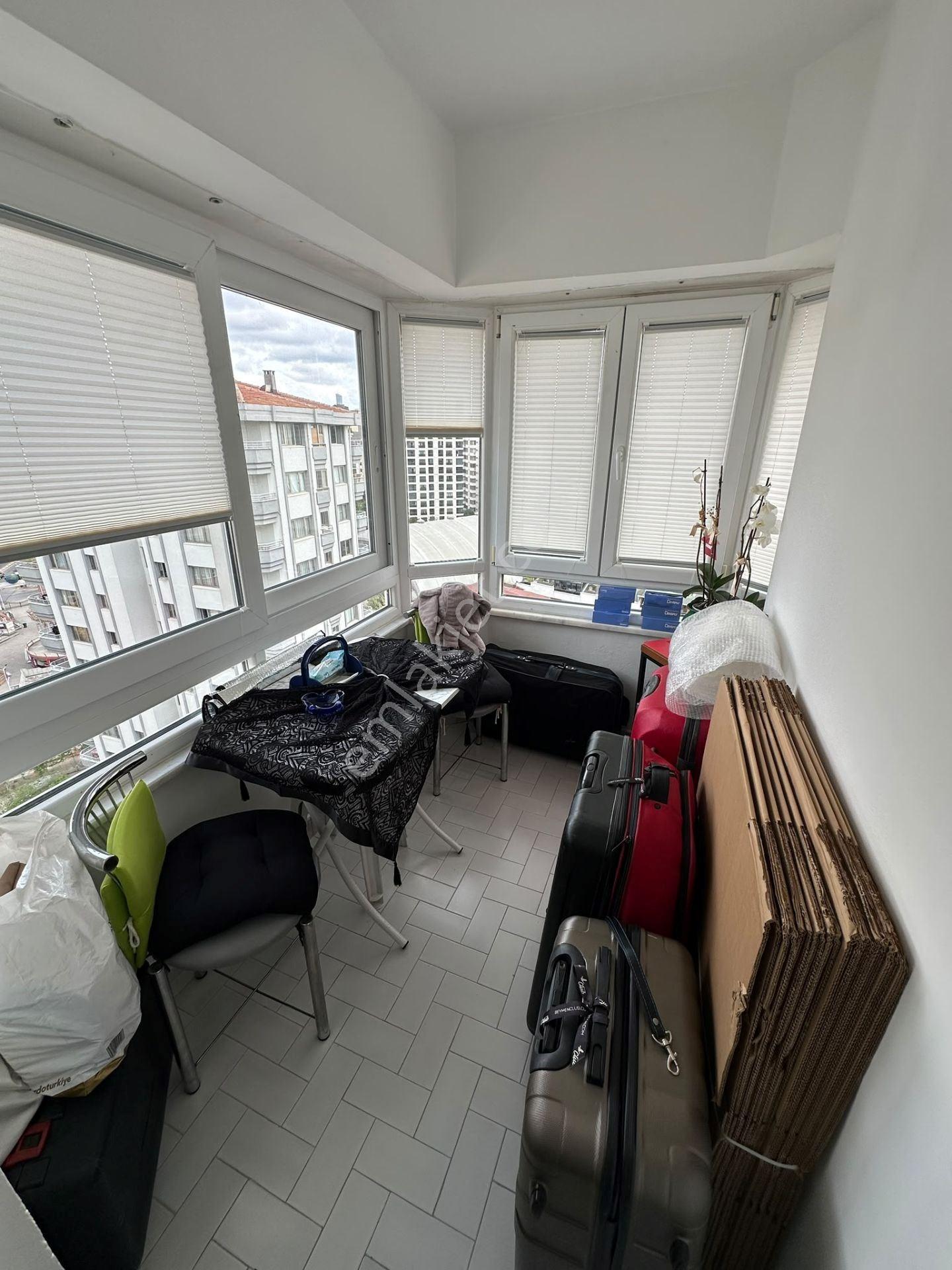 Bostancı'da Minibüs Caddesi'ne Yakın 3+1 Daire — fotoğraf 6
