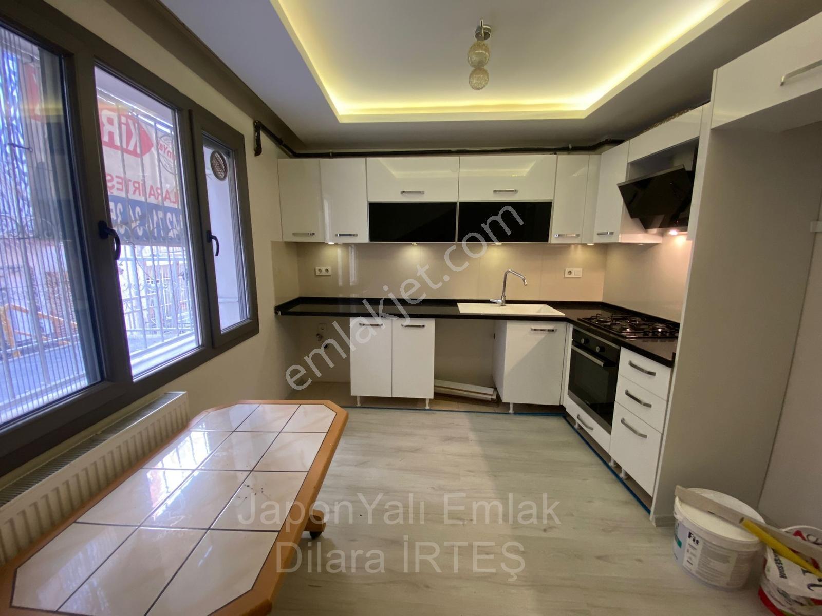 İzmir Karataşta Yeni Binada 2+1 Satılık Daire — fotoğraf 2