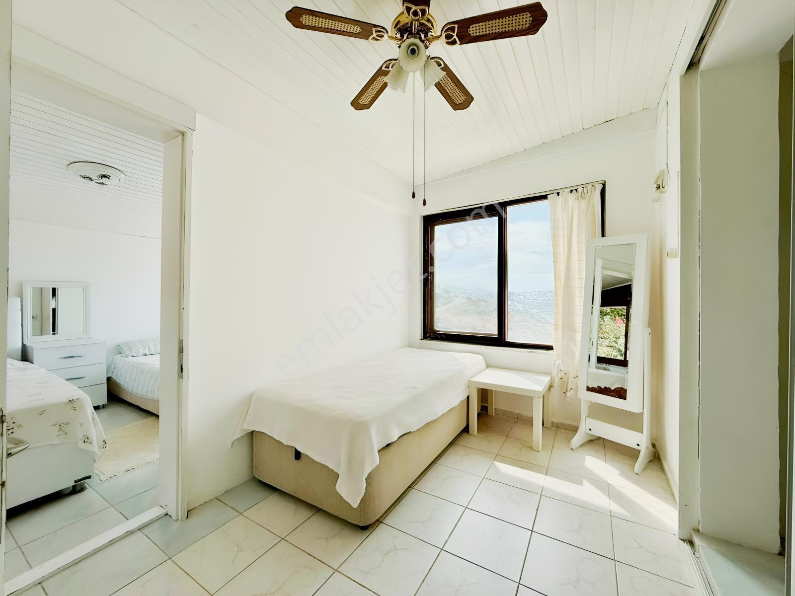 Gündoğan Deniz Manzaralı, Özel Plajlı, Bahçeli 4+1 Villa — fotoğraf 13
