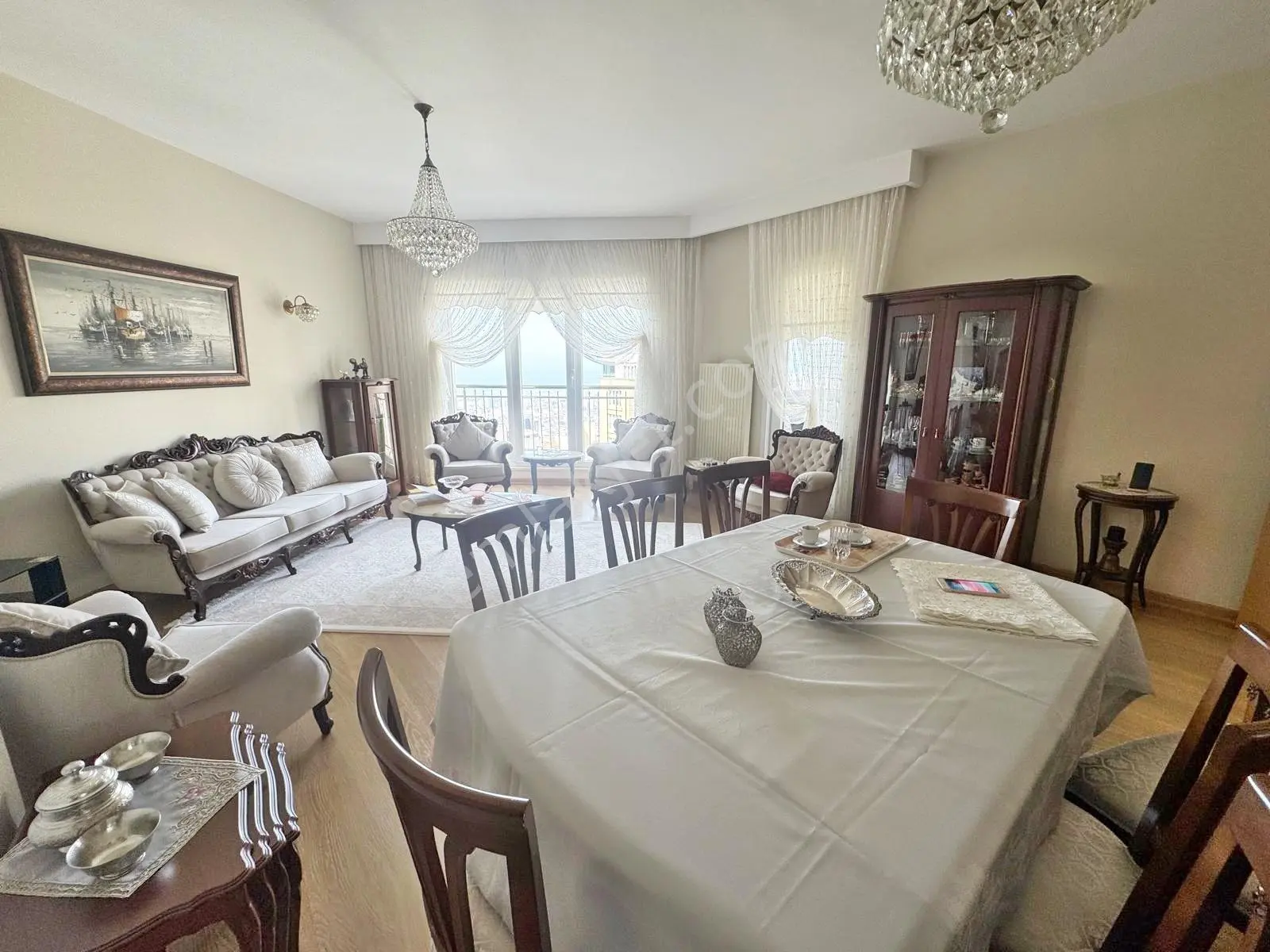 Hometown Gayrimenkulden Nish Adalarda Manzaralı Satılık 3+1 B — fotoğraf 2