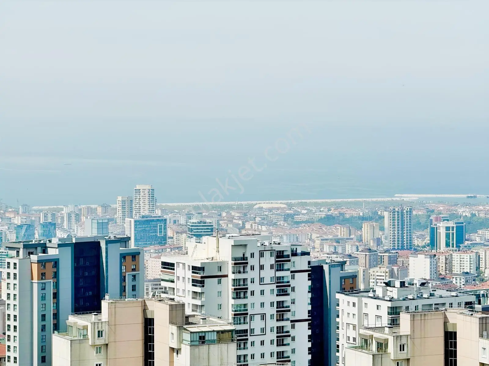 Hometown Gayrimenkulden Nish Adalarda Manzaralı Satılık 3+1 B — fotoğraf 5