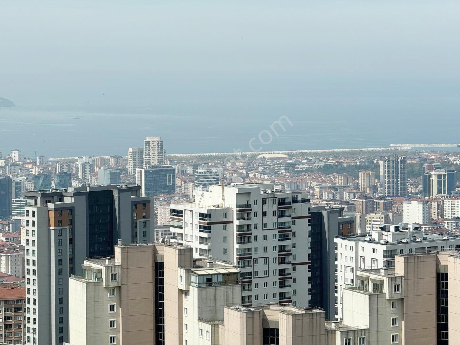 Hometown Gayrimenkulden Nish Adalarda Manzaralı Satılık 3+1 B — fotoğraf 8