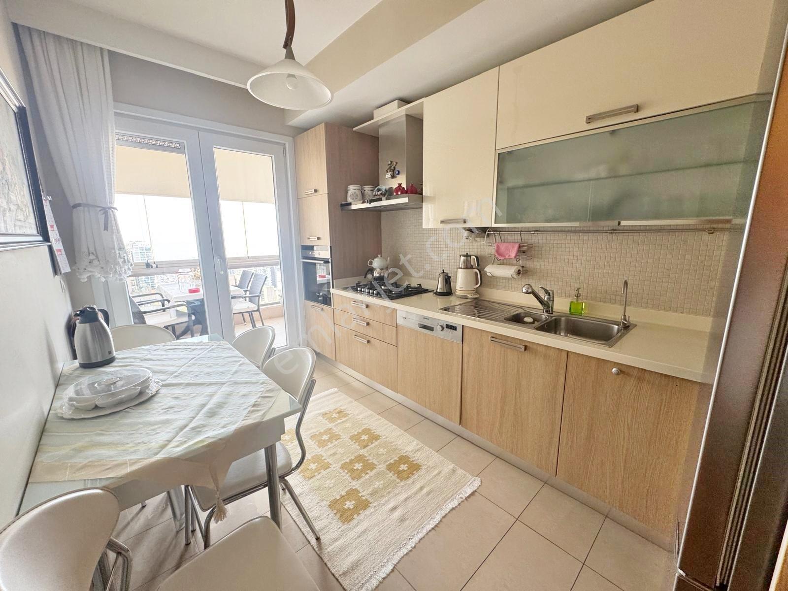 Hometown Gayrimenkulden Nish Adalarda Manzaralı Satılık 3+1 B — fotoğraf 29