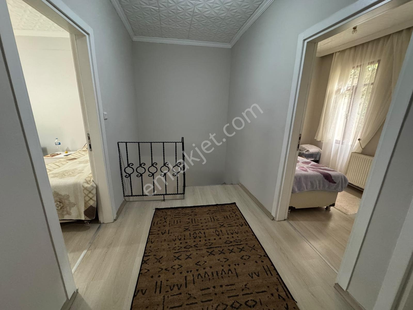 Beyoğlu Piyalepaşa Meydan'da 70m2 Arsa Üzerinde Bahçeli Ev — fotoğraf 18